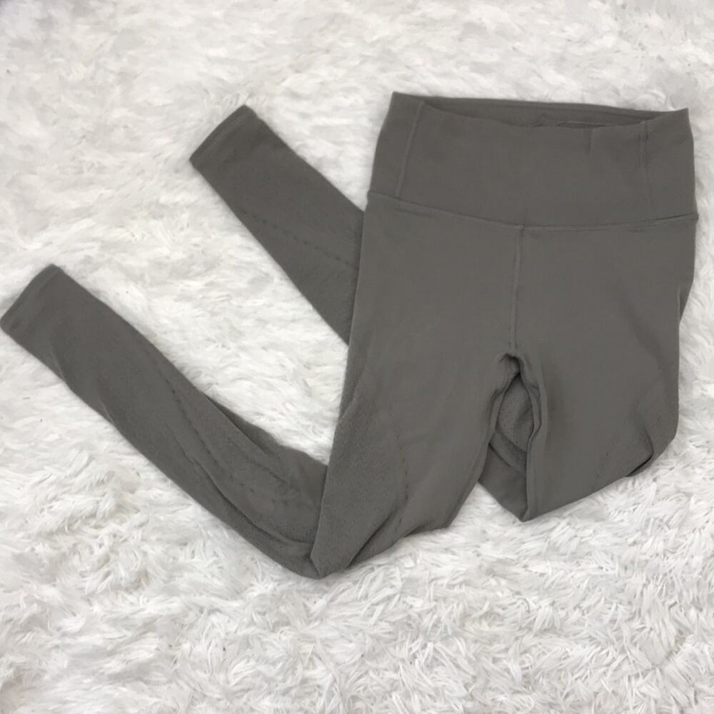 Lululemon Reveal Tight *Mindful Motion Carbon Dust
